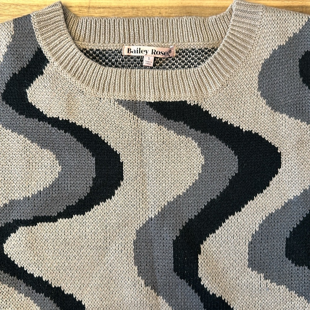 BAILEY ROSE sweater - Picture 4 of 6